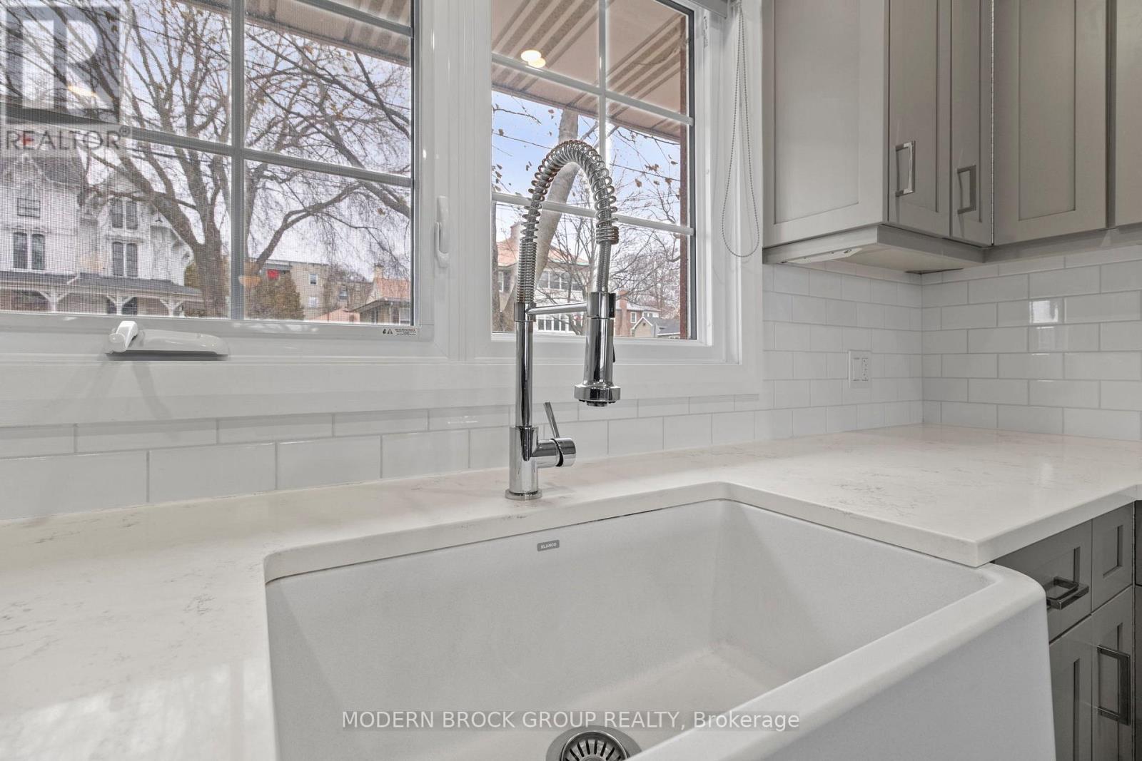 115 King Street E, Brockville, Ontario K6V 1B7 - Photo 25 - X12587688