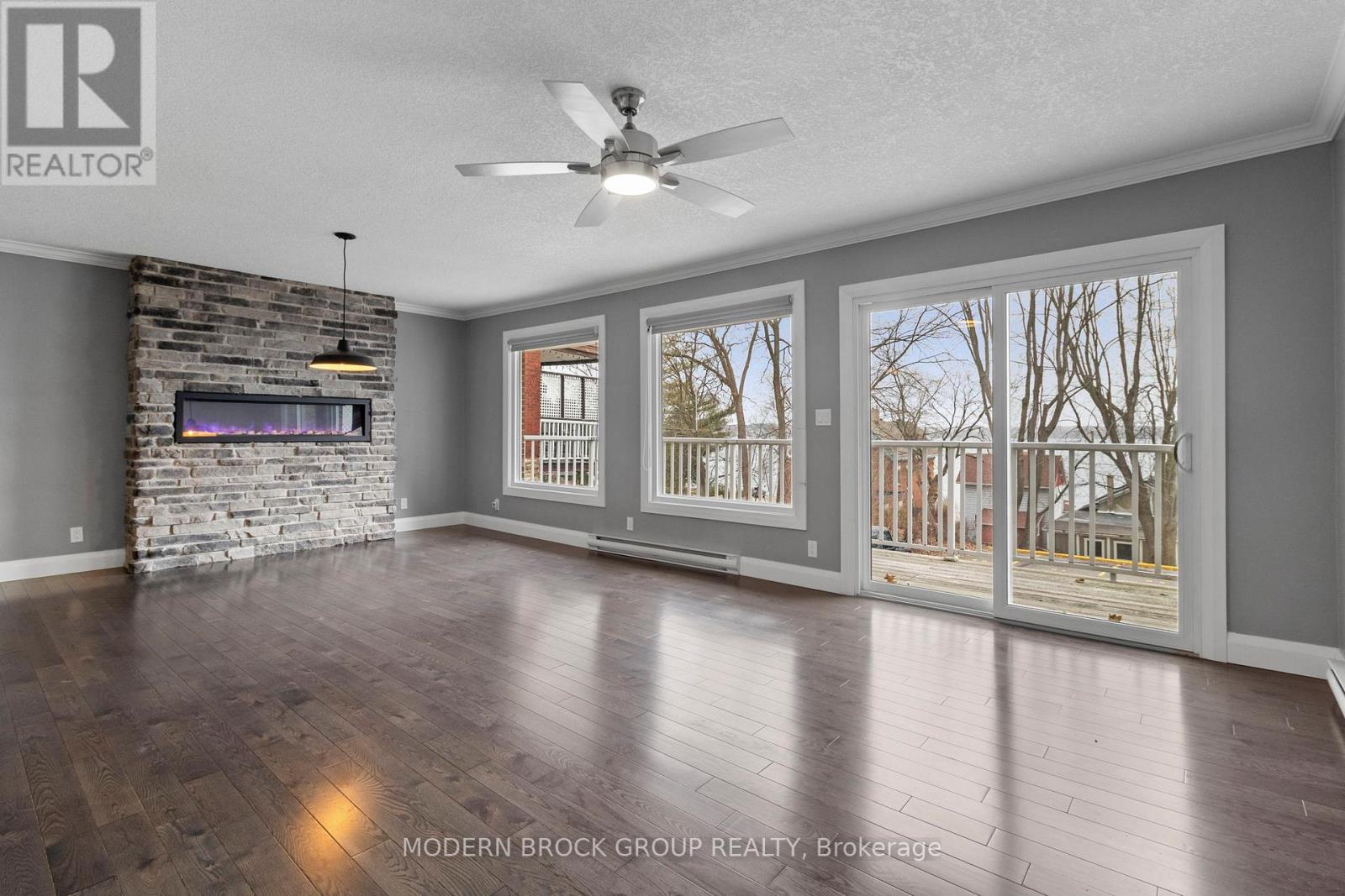 115 King Street E, Brockville, Ontario K6V 1B7 - Photo 32 - X12587688