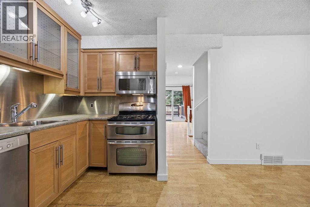 8, 803 Varsity Estates Drive Nw, Calgary, Alberta  T3B 4W5 - Photo 6 - A2265821