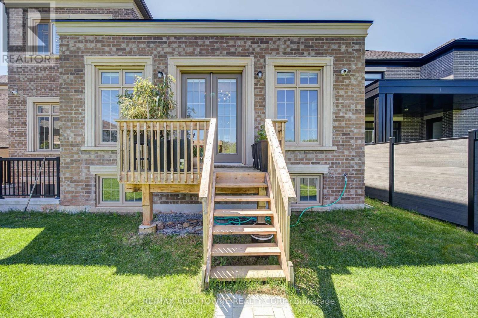 2359 Saw Whet Boulevard, Oakville, Ontario  L6M 5M8 - Photo 43 - W12311489