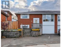 47 ROWENA COURT, Hamilton, Ontario