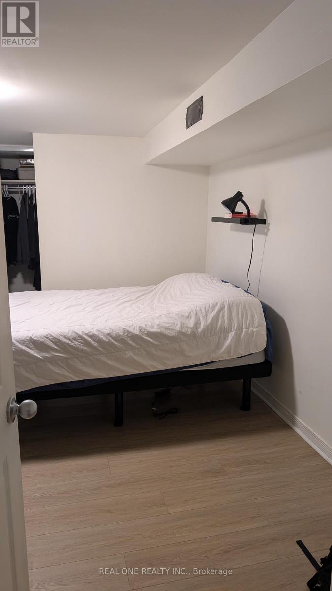 - Bsmt - 45 River Road, Mississauga, Ontario  L5M 1R6 - Photo 7 - W12564696