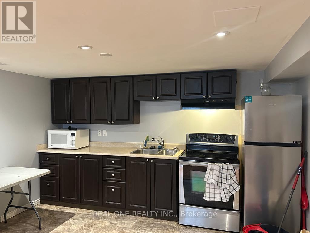 - Bsmt - 45 River Road, Mississauga, Ontario  L5M 1R6 - Photo 3 - W12564696