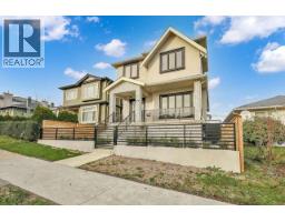 3073 E 3RD AVENUE, Vancouver, British Columbia