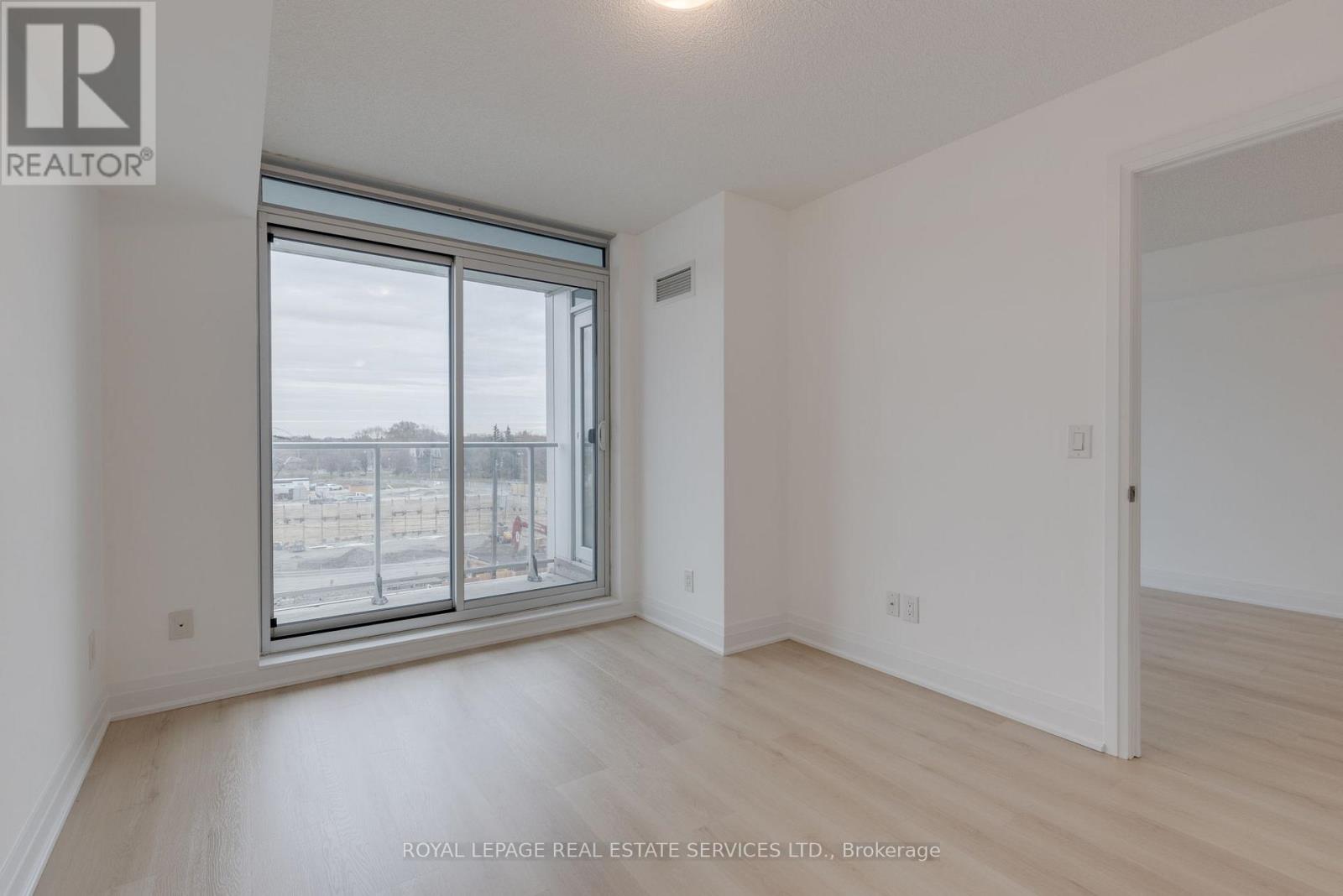 E406 - 555 Wilson Avenue, Toronto, Ontario M3H 0C5 - Photo 13 - C12587666