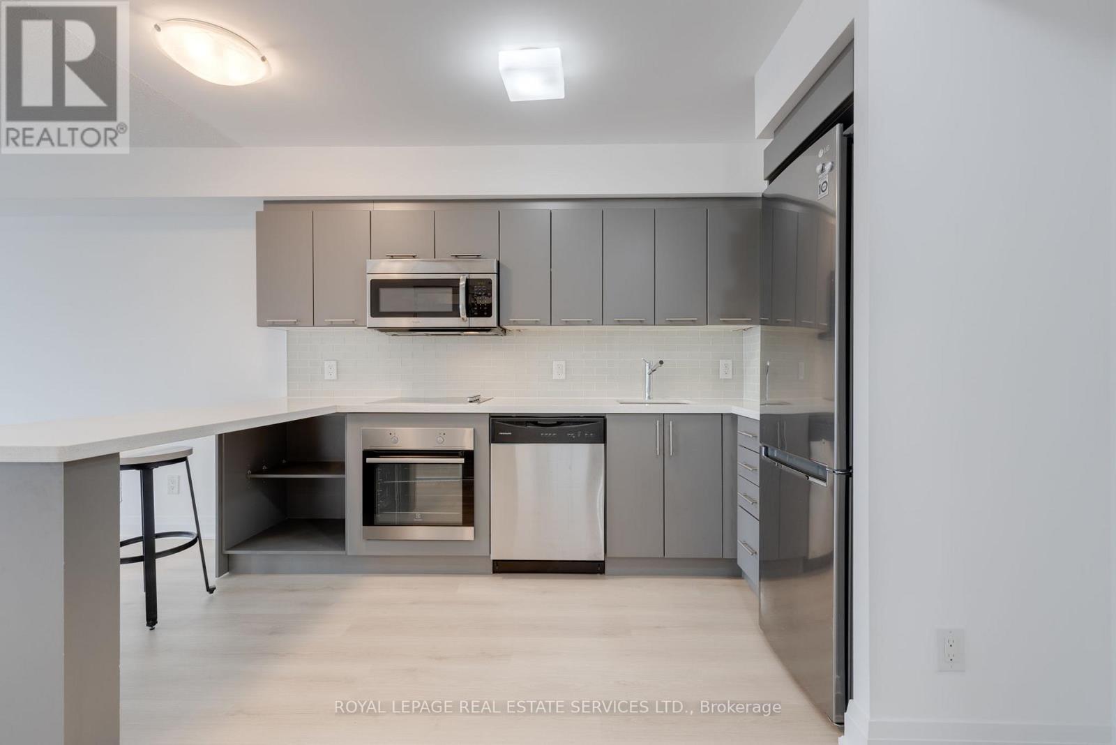 E406 - 555 Wilson Avenue, Toronto, Ontario M3H 0C5 - Photo 5 - C12587666