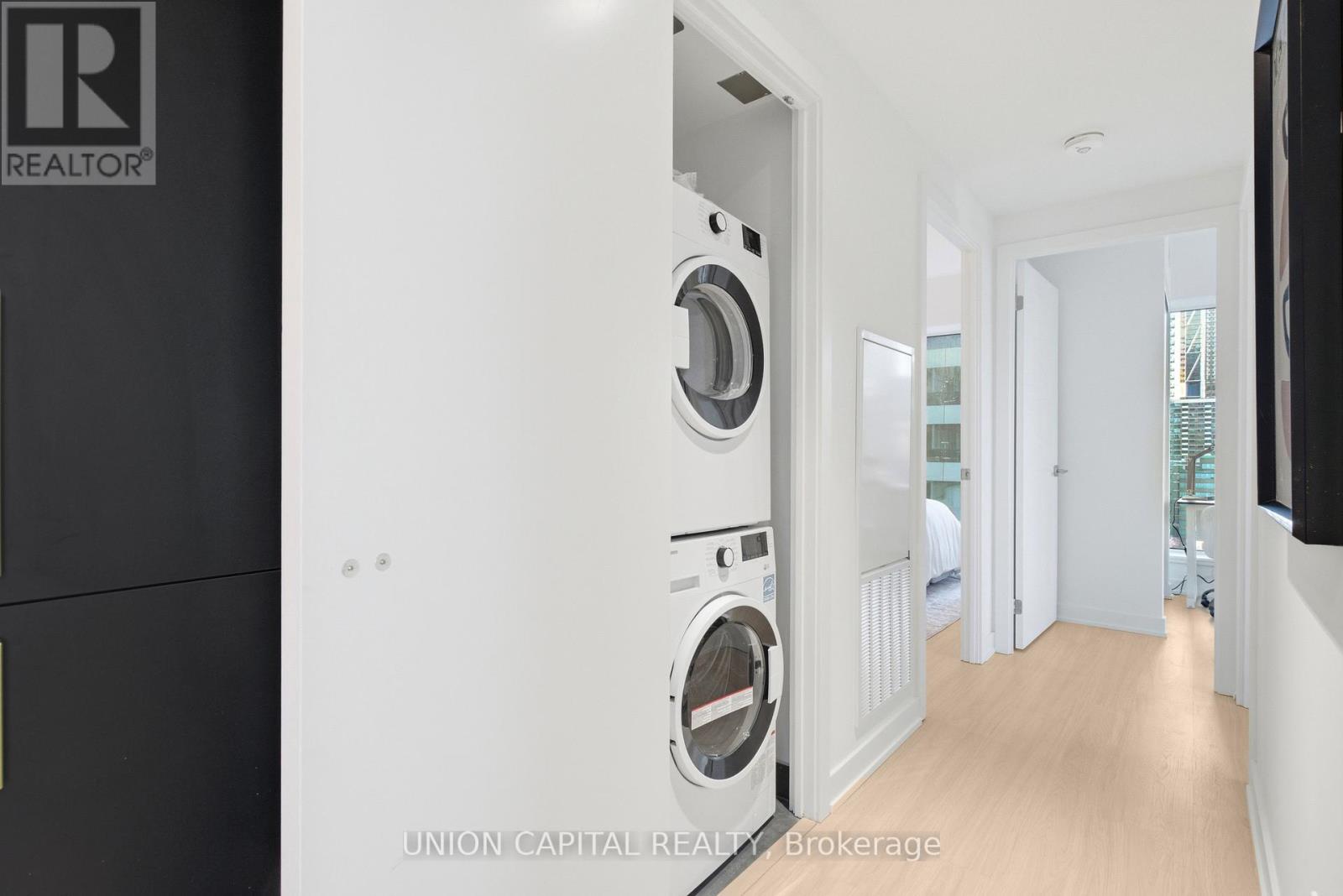 1509 - 8 Wellesley Street W, Toronto, Ontario M4Y 0J5 - Photo 21 - C12587702