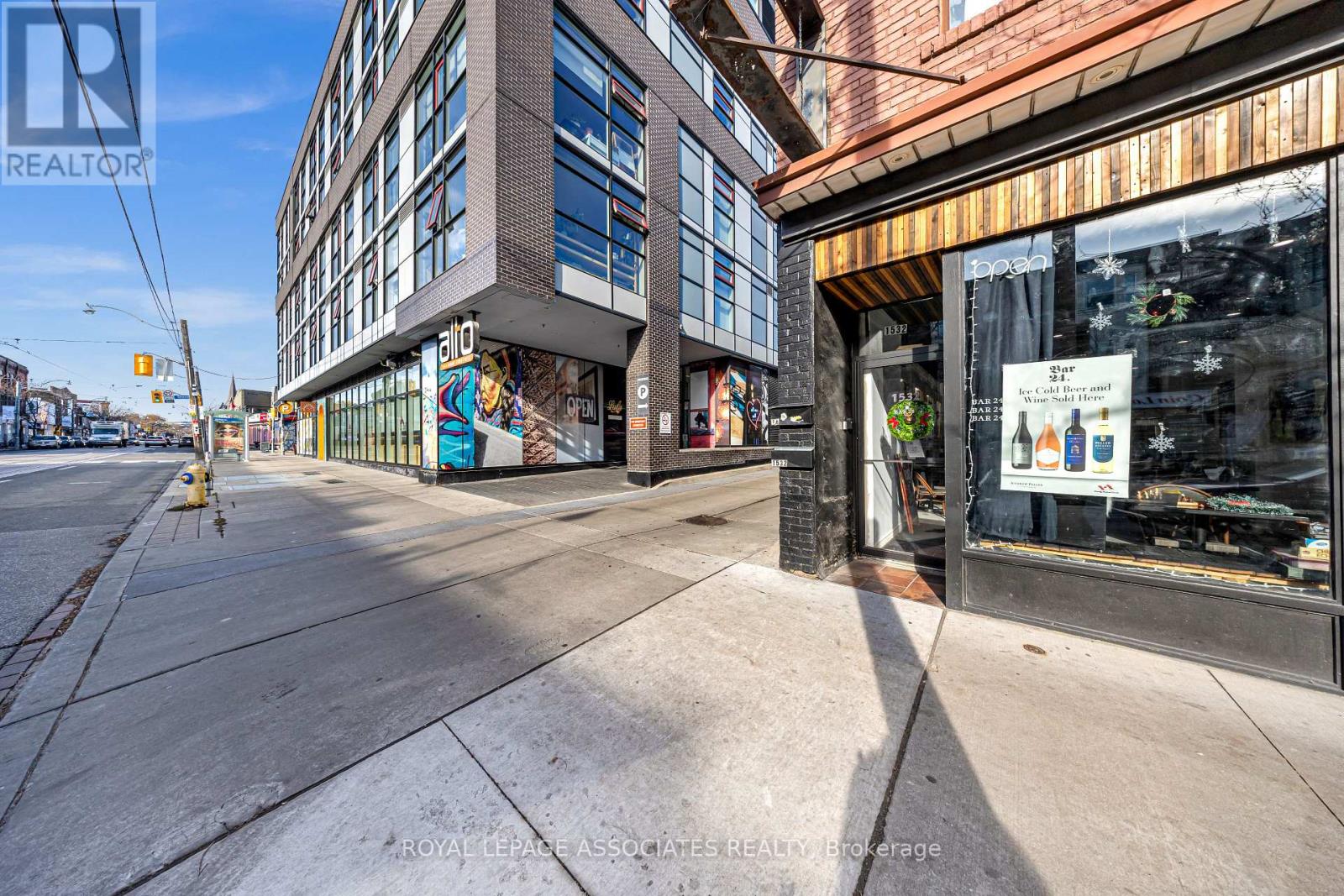 1532 Dundas Street W, Toronto, Ontario M6K 1T5 - Photo 3 - C12587712