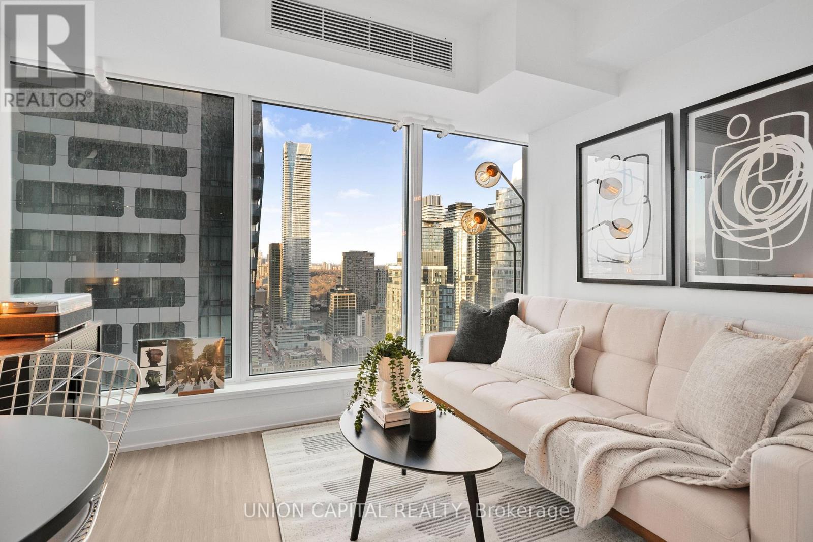 4308 - 8 Wellesley Street W, Toronto, Ontario M4Y 0J5 - Photo 4 - C12587720