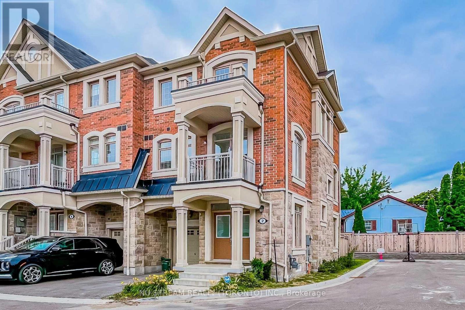 2 SIDAWAY LANE, Ajax, Ontario