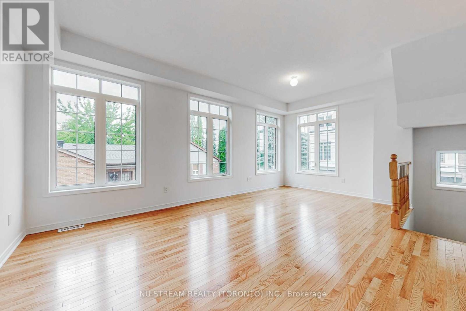 2 Sidaway Lane, Ajax, Ontario L1T 0P4 - Photo 6 - E12587660