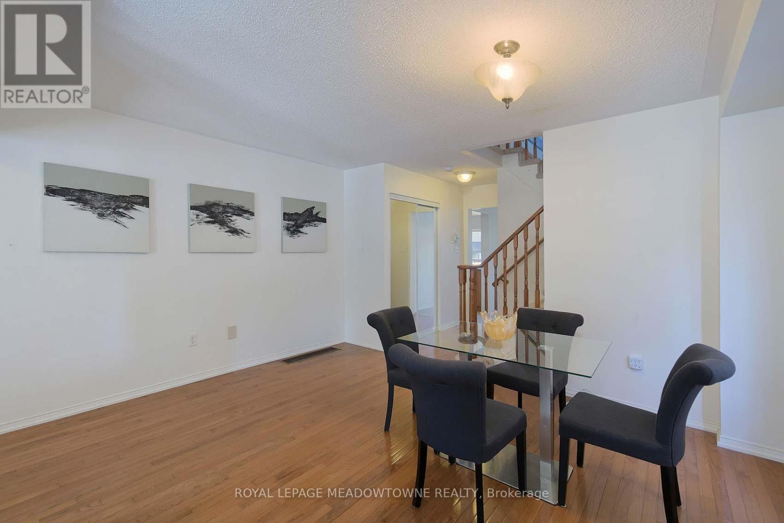 28 Norland Circle, Oshawa, Ontario L1L 0A6 - Photo 19 - E12587728