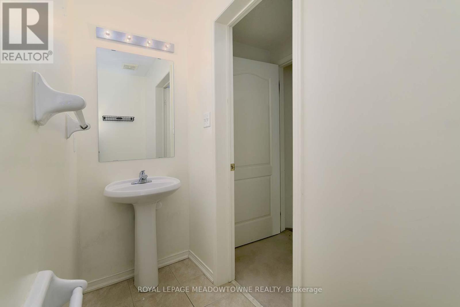 28 Norland Circle, Oshawa, Ontario L1L 0A6 - Photo 20 - E12587728