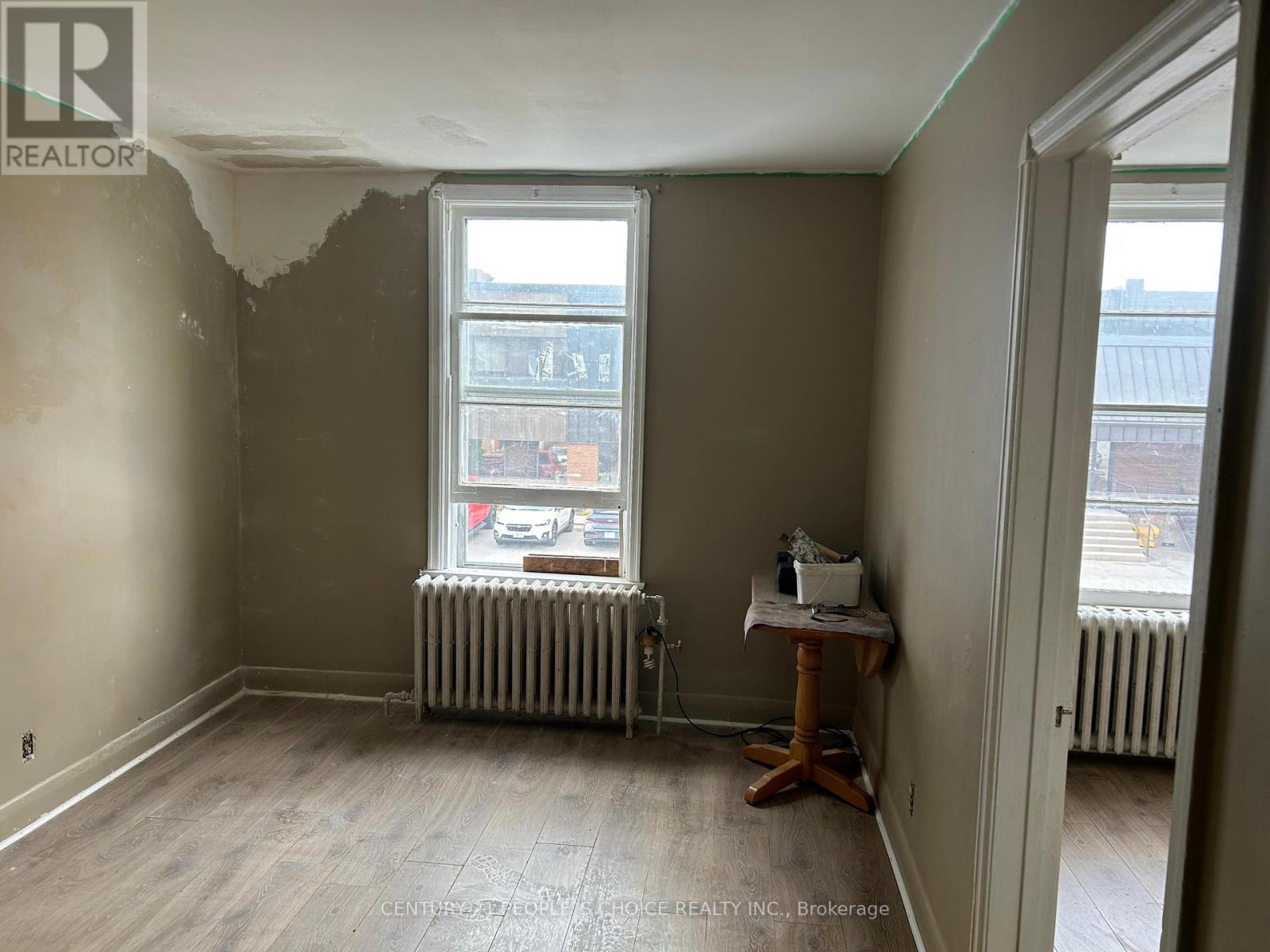 78 Simcoe Street N, Oshawa, Ontario  L1G 4S2 - Photo 4 - E12413552