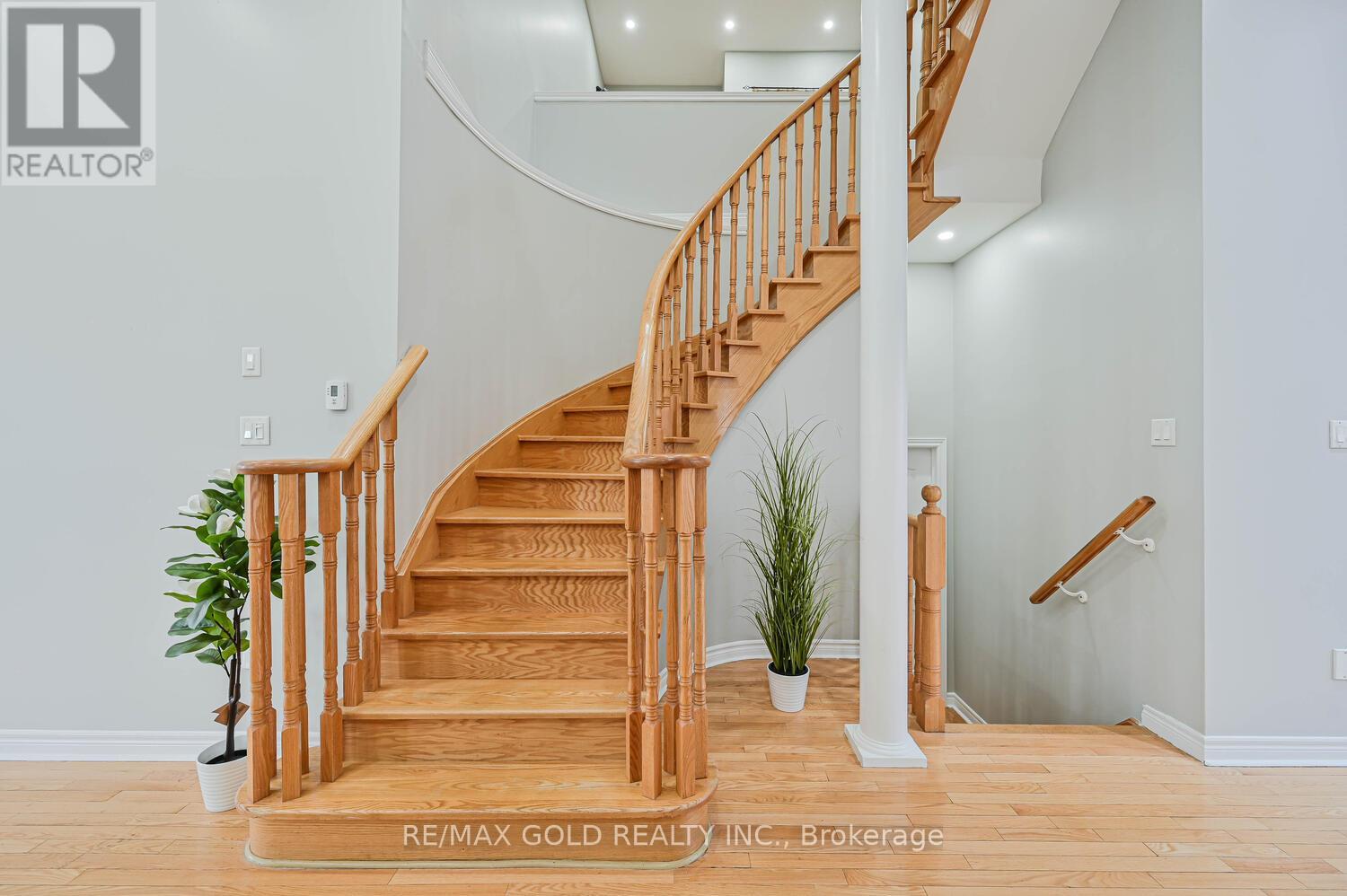 106 Watsonbrook Drive, Brampton, Ontario  L6R 0R4 - Photo 26 - W12573348