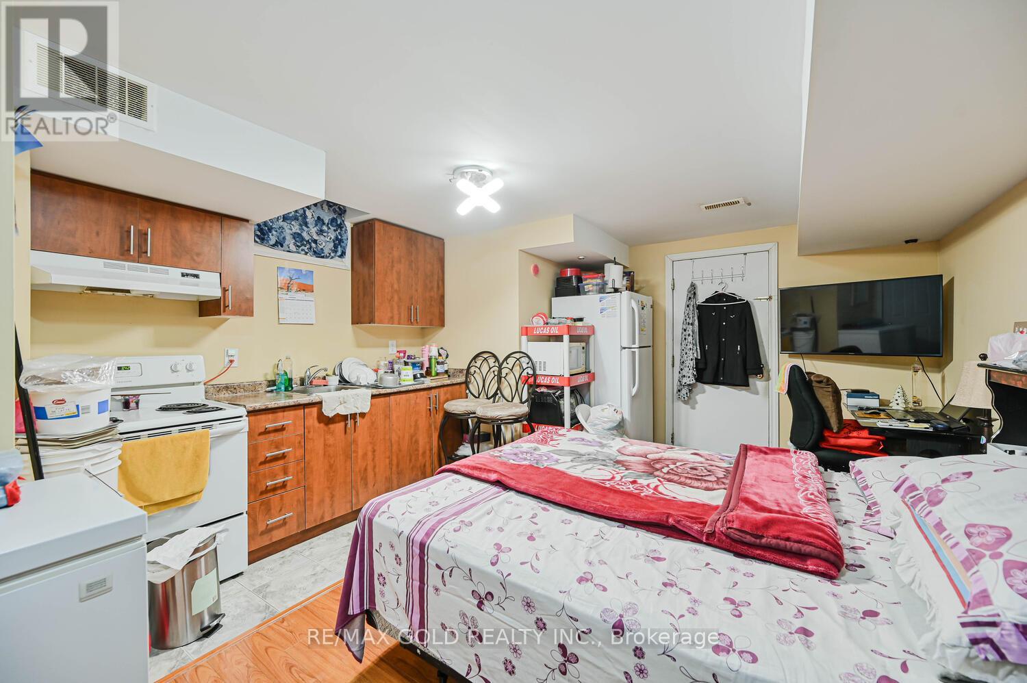 106 Watsonbrook Drive, Brampton, Ontario  L6R 0R4 - Photo 44 - W12573348