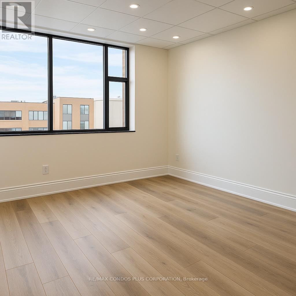 Unit 3 (Second Floor) - 260 Regina Road, Vaughan, Ontario  L4L 8P8 - Photo 3 - N12587650