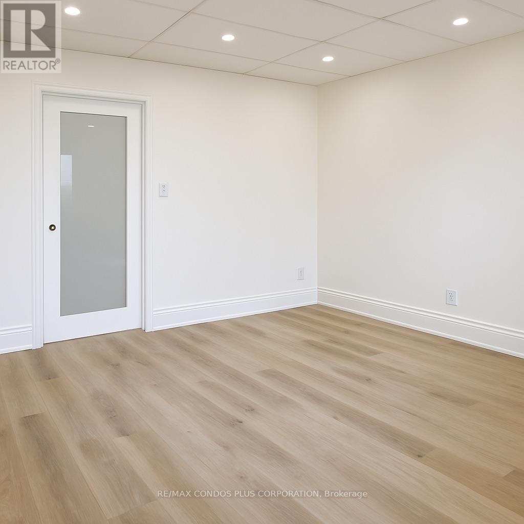 Unit 3 (Second Floor) - 260 Regina Road, Vaughan, Ontario  L4L 8P8 - Photo 7 - N12587650