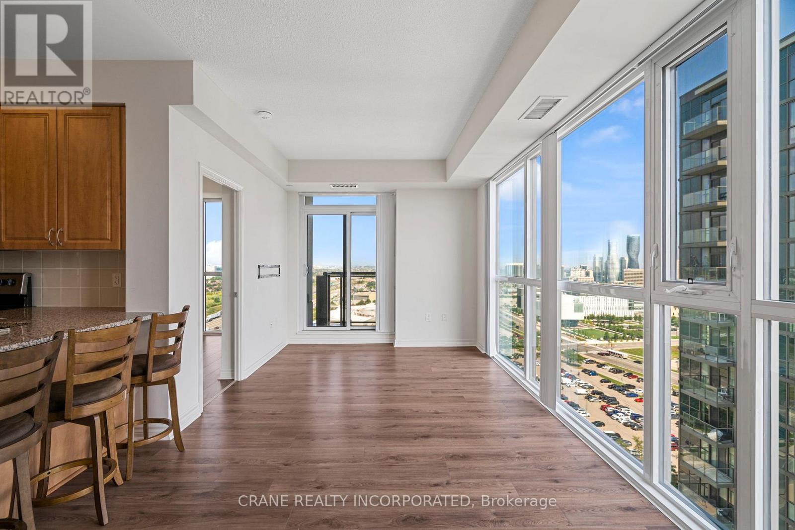 2106 - 349 Rathburn Road W, Mississauga, Ontario  L5B 0G9 - Photo 8 - W12587638