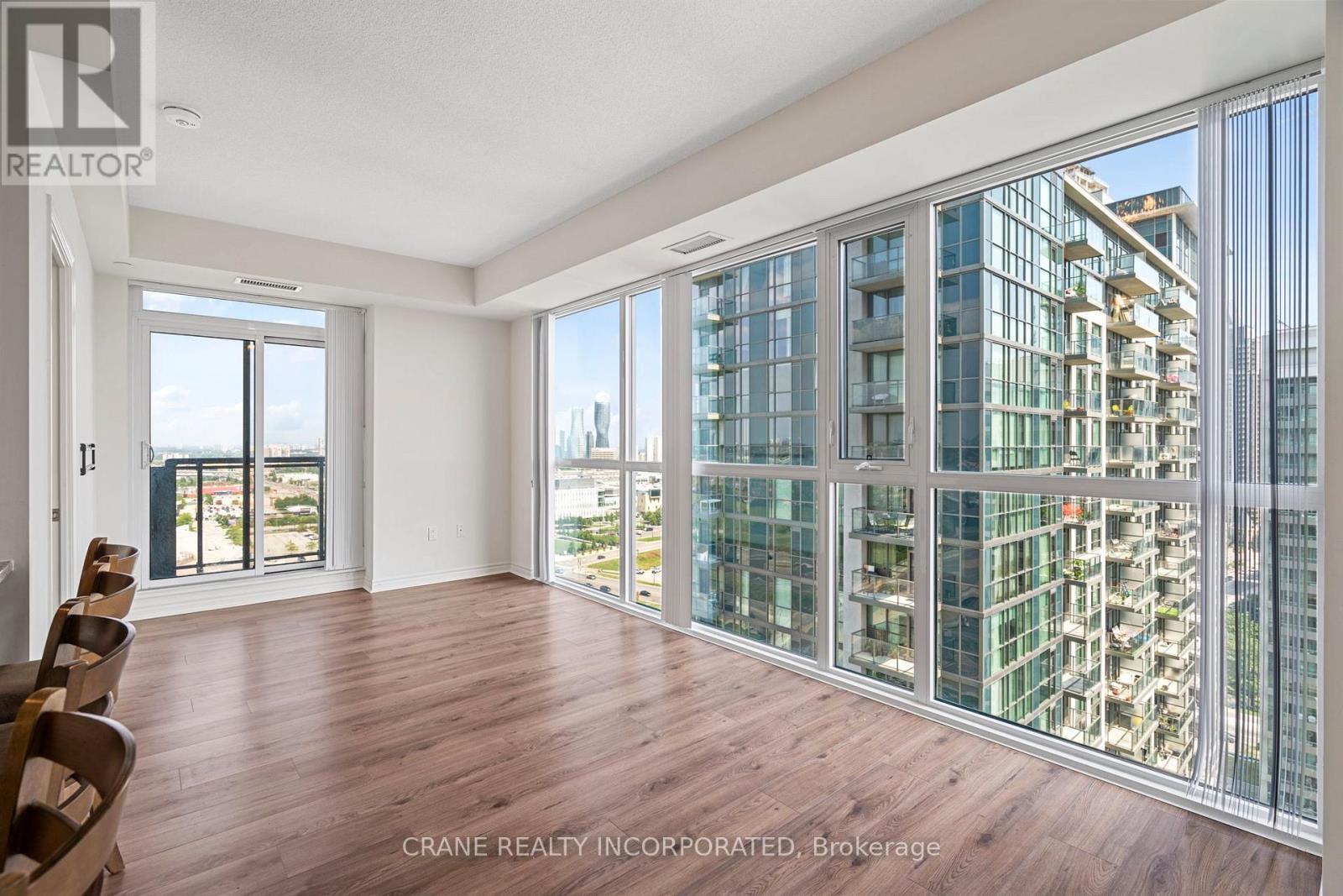 2106 - 349 Rathburn Road W, Mississauga, Ontario  L5B 0G9 - Photo 9 - W12587638