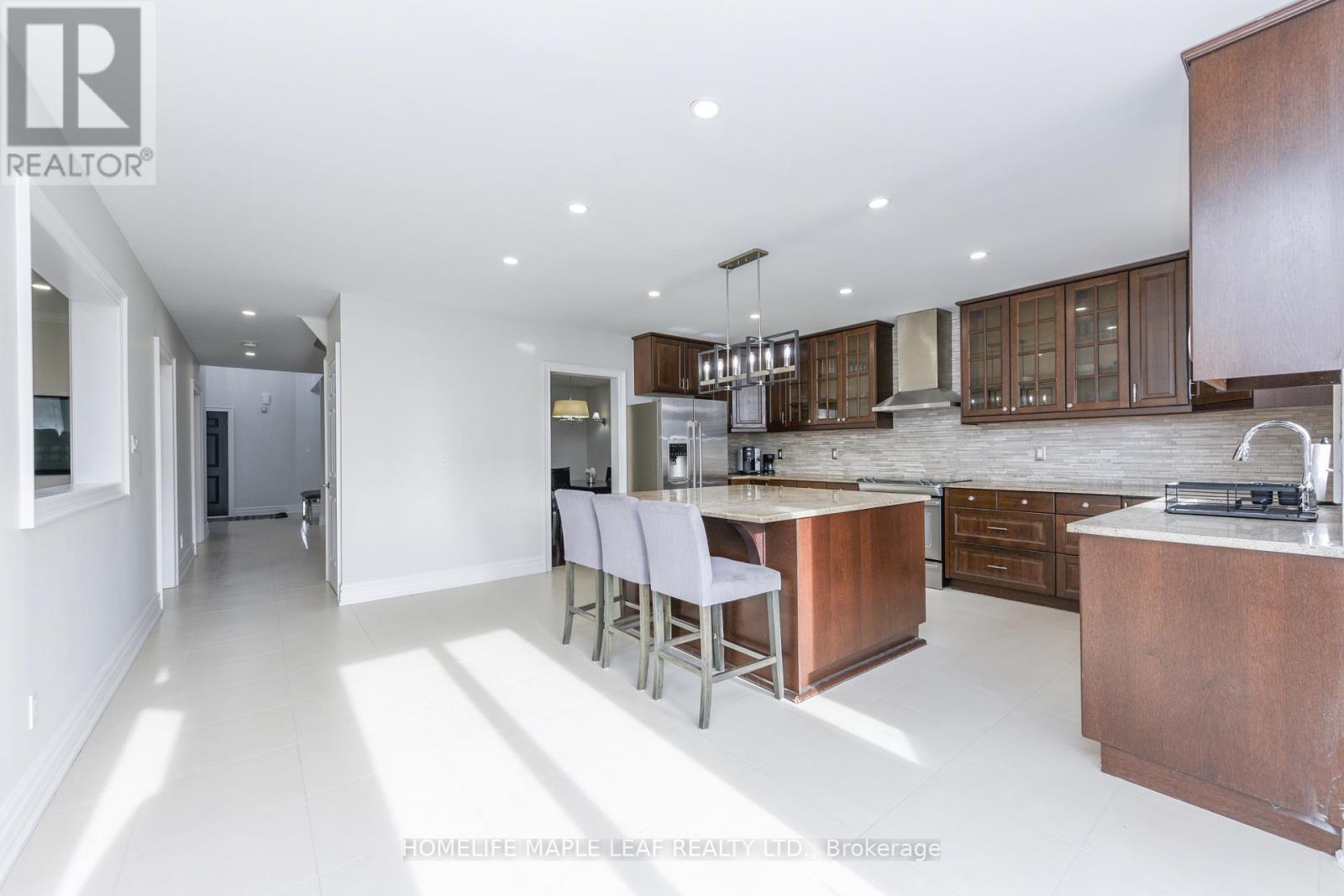 7 Southbury Manor Drive, Caledon, Ontario  L7E 1X7 - Photo 19 - W12587648