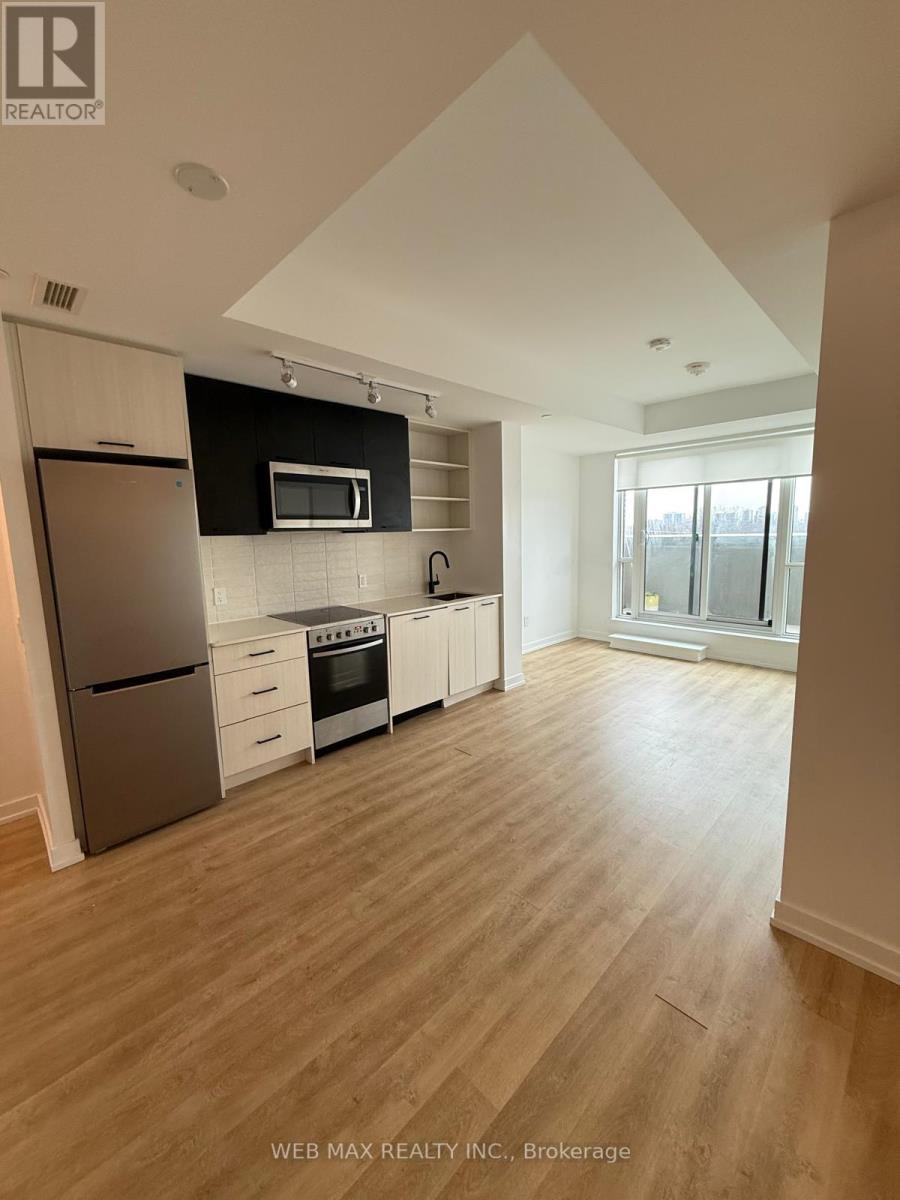 4 - 2300 ST CLAIR AVENUE W, Toronto, Ontario