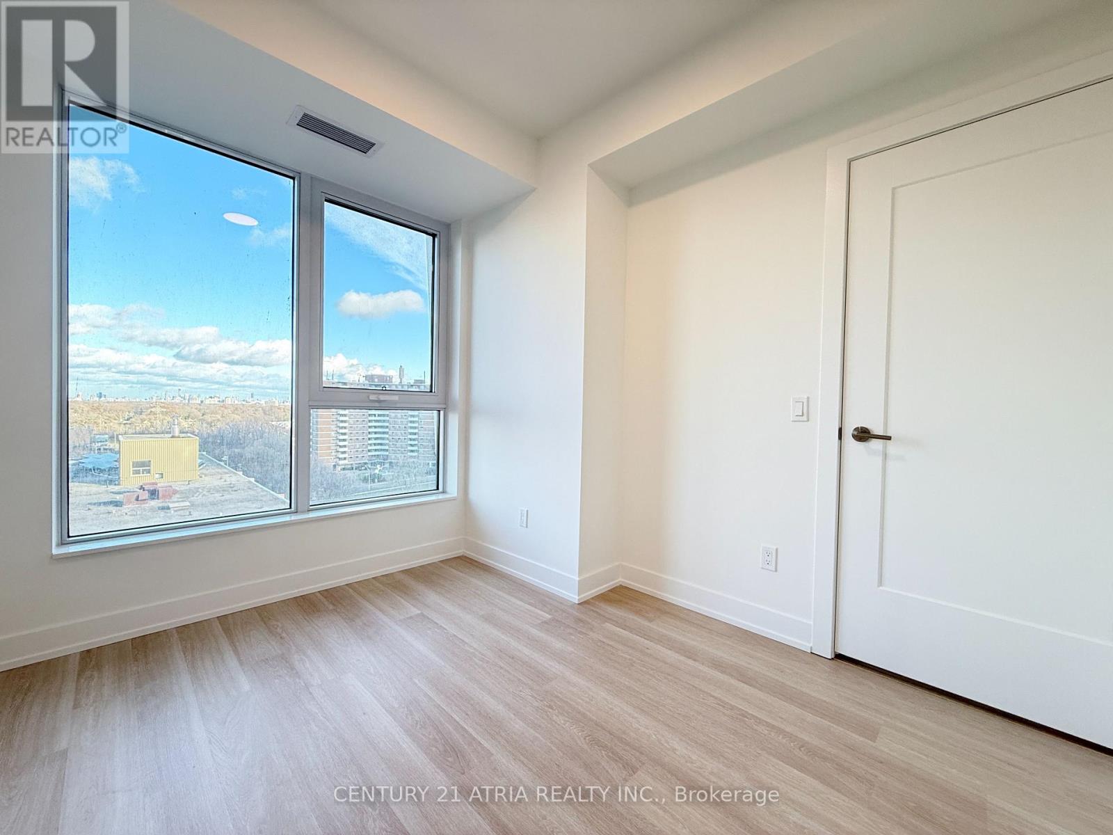 1003 - 60 Central Park Road Way, Toronto, Ontario  M9A 0E6 - Photo 16 - W12587682