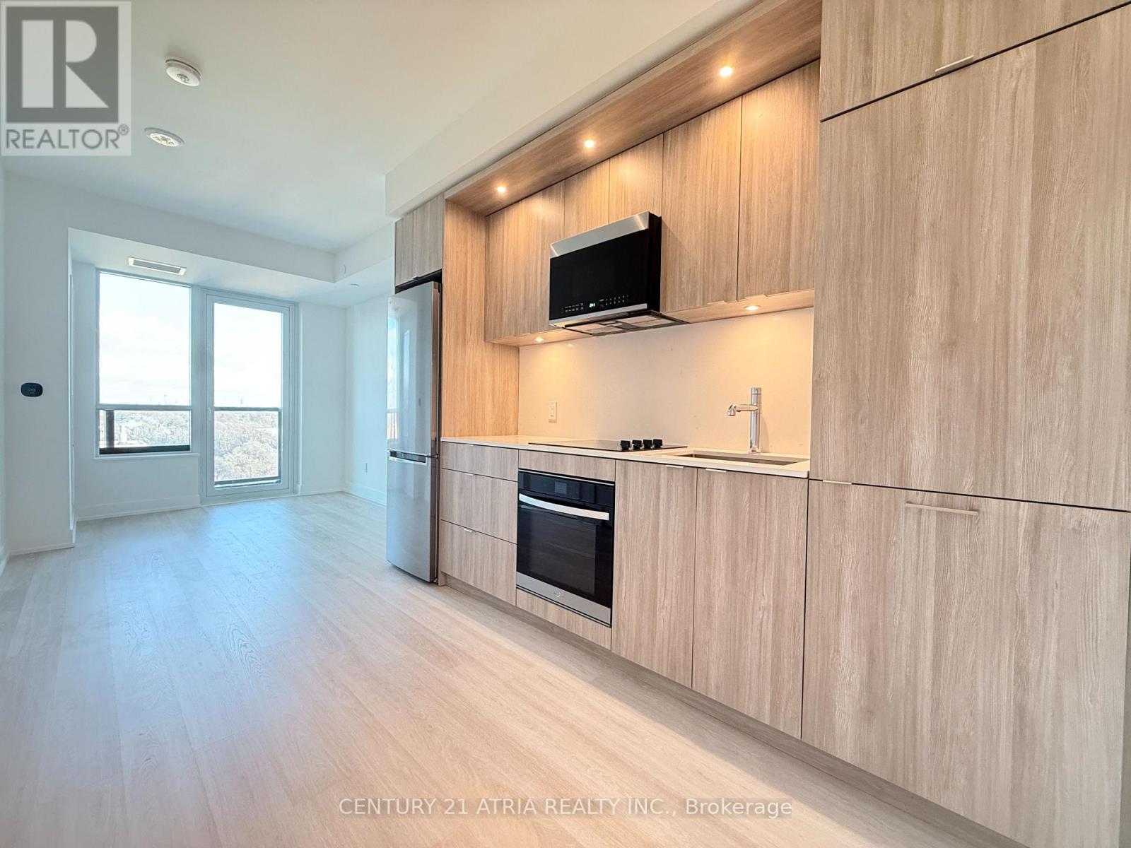 1003 - 60 Central Park Road Way, Toronto, Ontario  M9A 0E6 - Photo 6 - W12587682