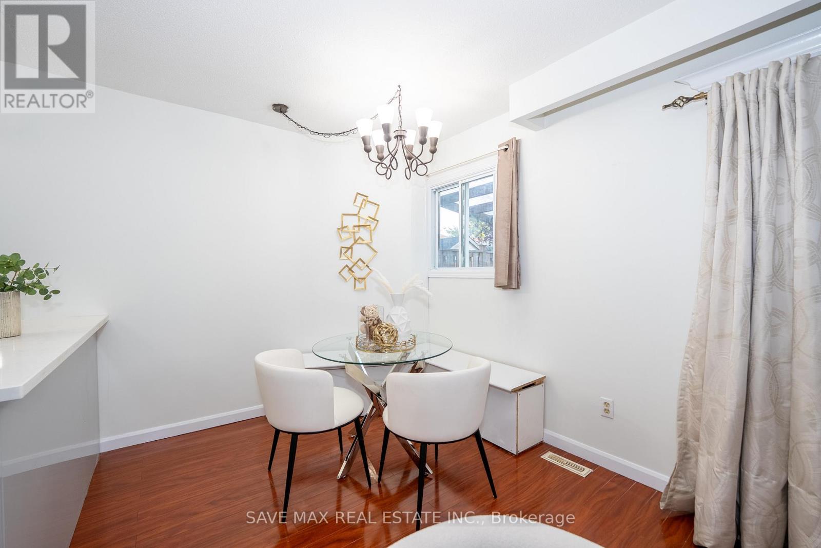 28 Gailwood Court, Brampton, Ontario  L6S 2E2 - Photo 14 - W12587684