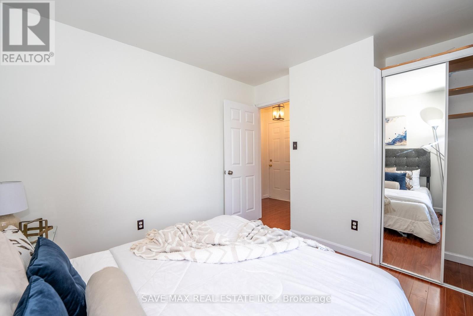 28 Gailwood Court, Brampton, Ontario  L6S 2E2 - Photo 19 - W12587684