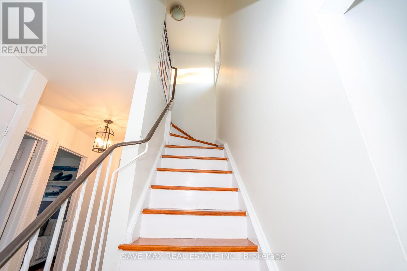 28 Gailwood Court, Brampton, Ontario  L6S 2E2 - Photo 24 - W12587684