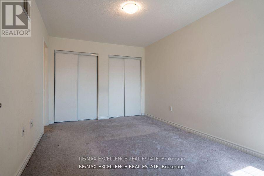 527 Fir Court, Milton, Ontario  L9E 1M3 - Photo 21 - W12587686