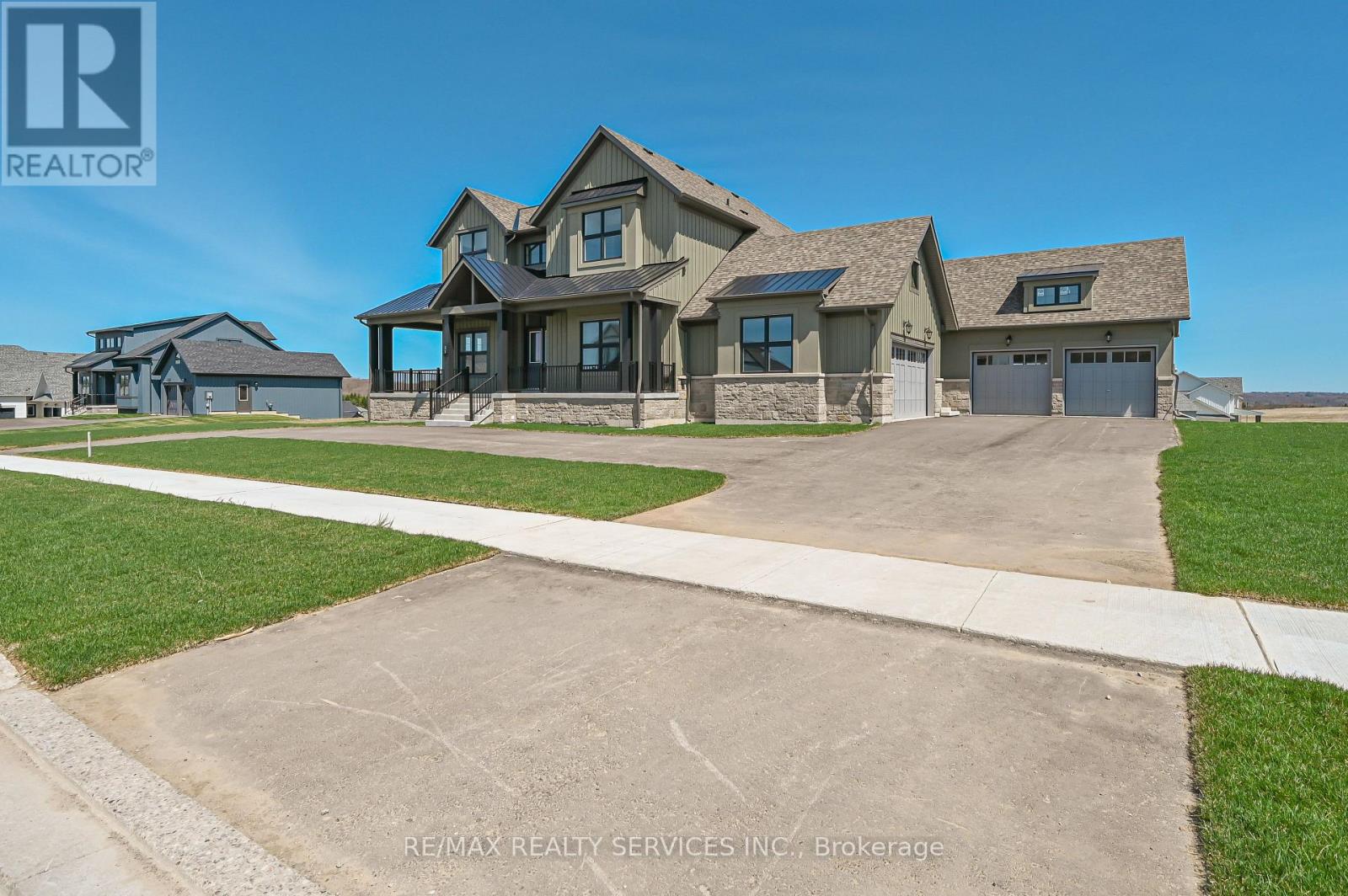 55 William Crisp Drive, Caledon, Ontario  L7K 2R7 - Photo 3 - W12587690