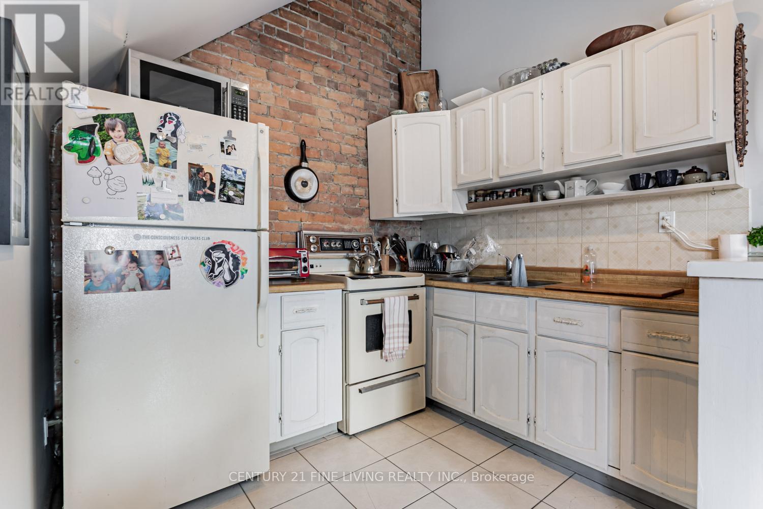164 Sunnyside Avenue, Toronto, Ontario  M6R 2P6 - Photo 36 - W12587698