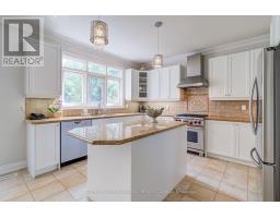 5 XAVIER COURT, Brampton, Ontario