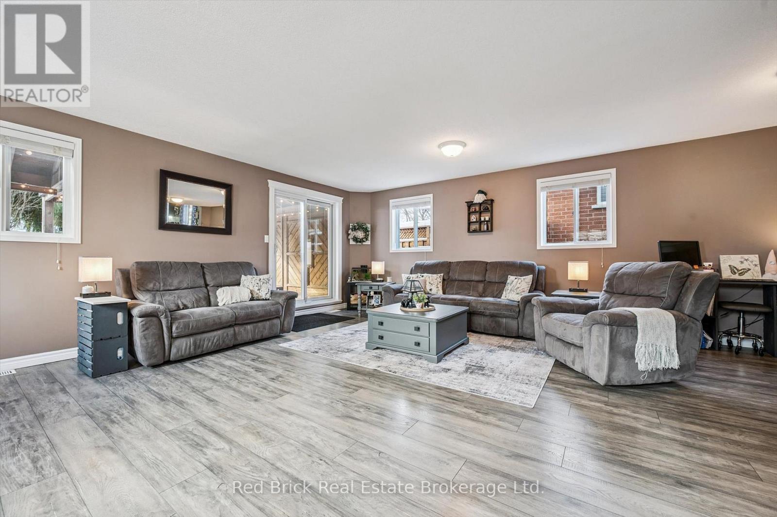 75 Hill Trail, Guelph, Ontario N1E 7C6 - Photo 16 - X12587742