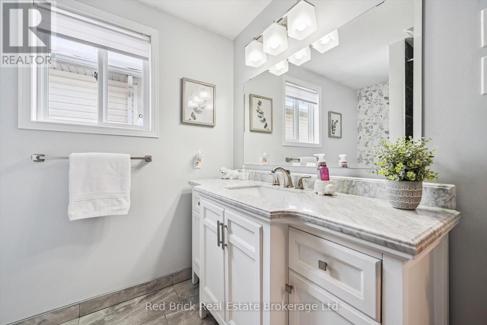 75 Hill Trail, Guelph, Ontario N1E 7C6 - Photo 26 - X12587742