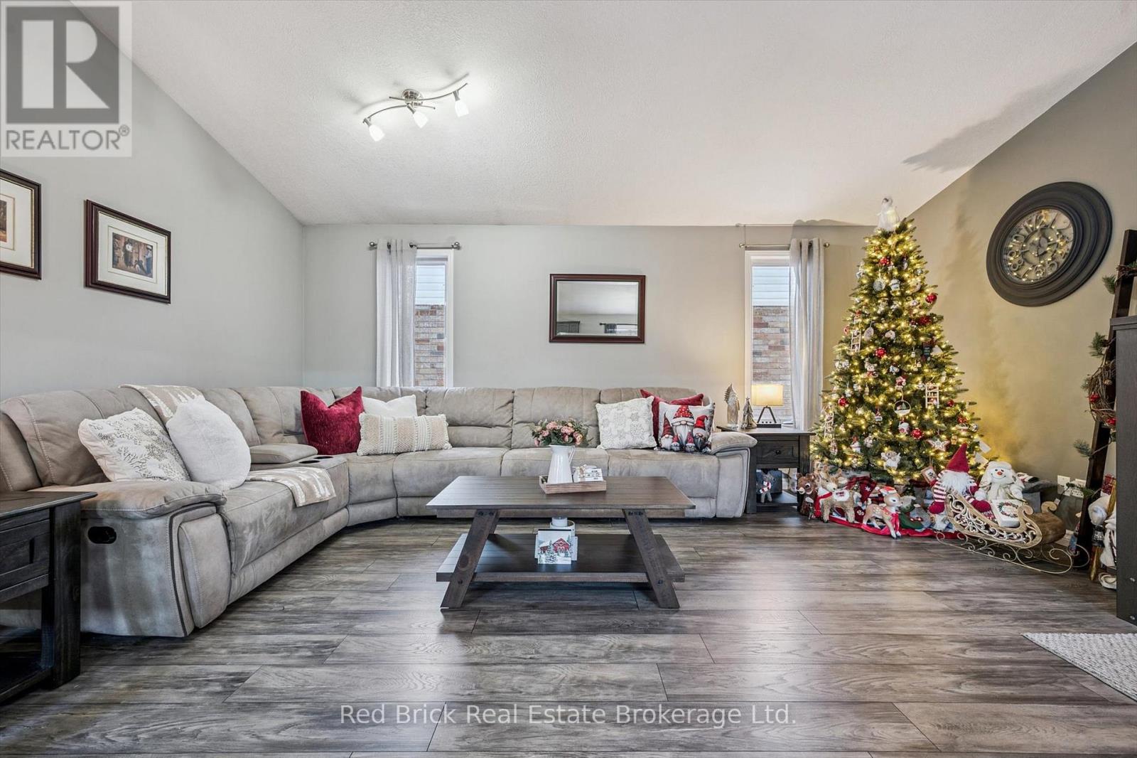 75 Hill Trail, Guelph, Ontario N1E 7C6 - Photo 8 - X12587742