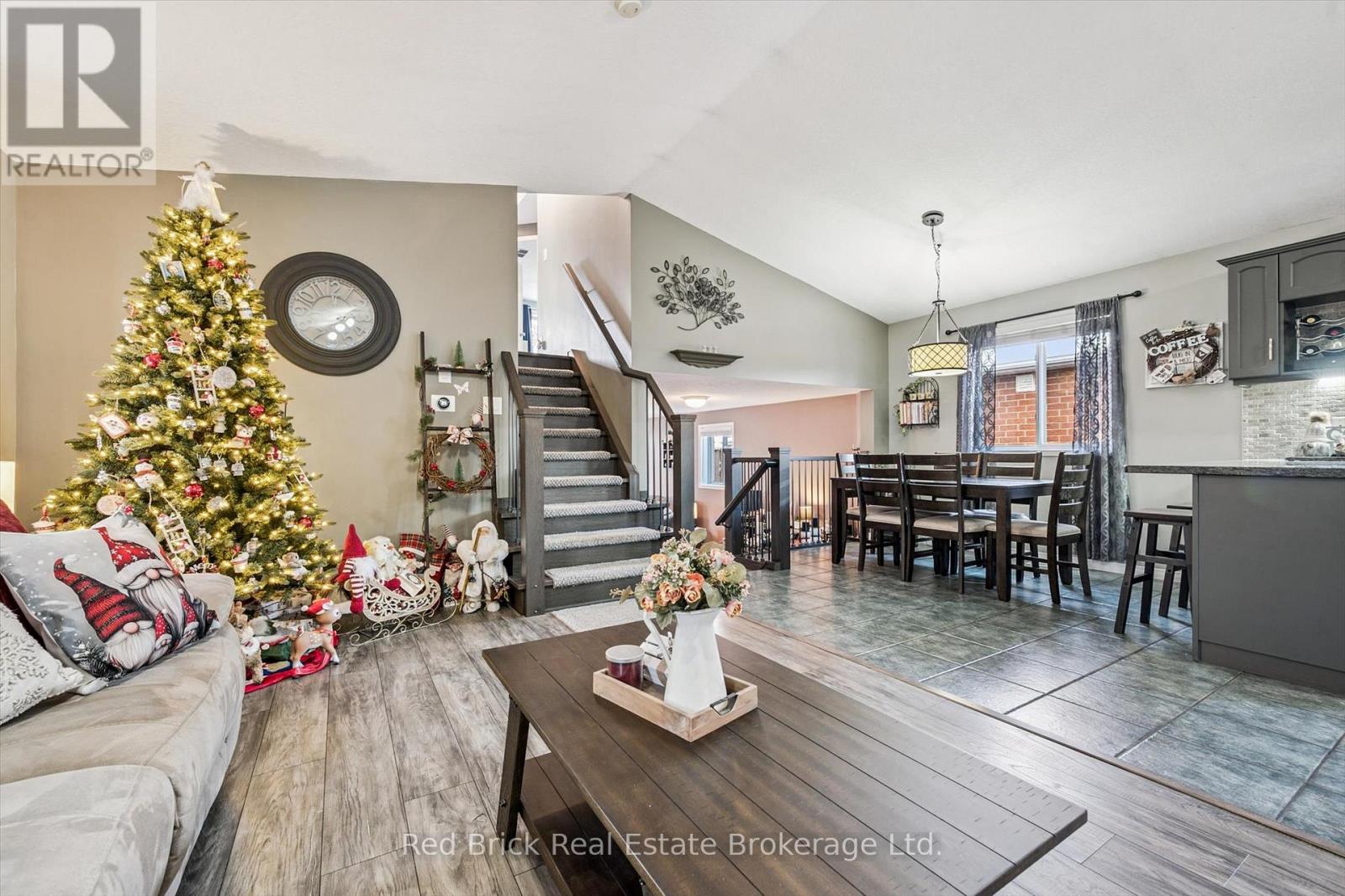 75 Hill Trail, Guelph, Ontario N1E 7C6 - Photo 9 - X12587742