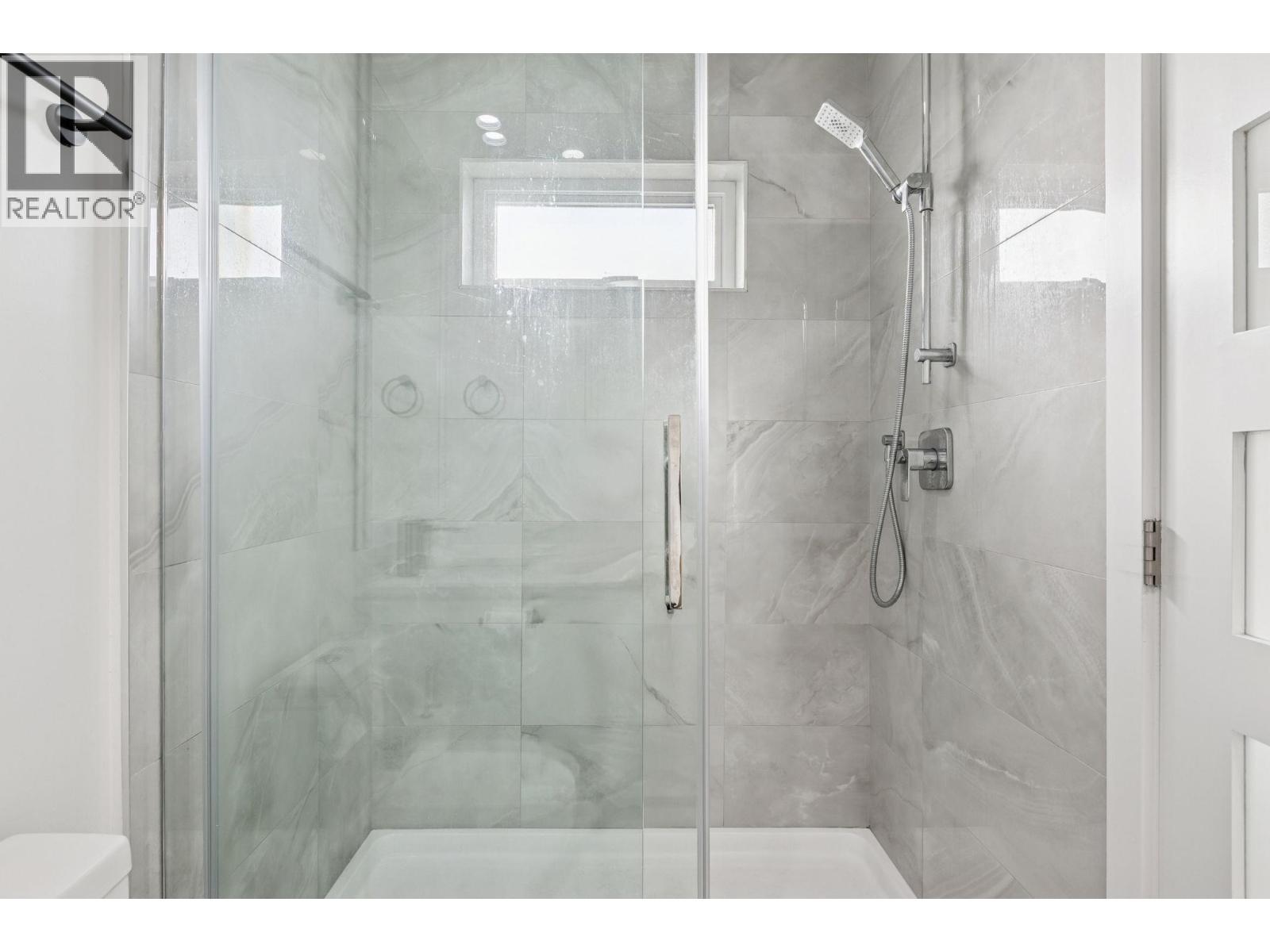 366 W Keith Road, North Vancouver, British Columbia  V7M 1M1 - Photo 27 - R3070205