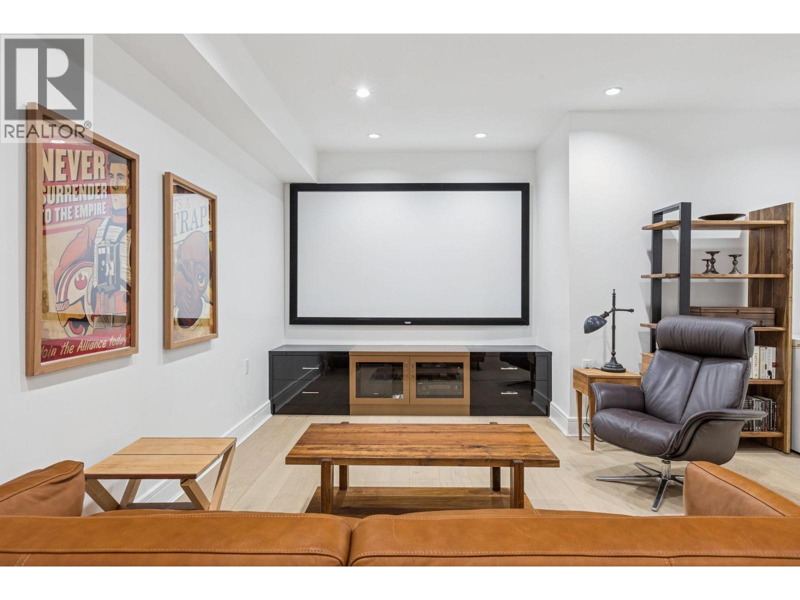 366 W Keith Road, North Vancouver, British Columbia  V7M 1M1 - Photo 18 - R3070205