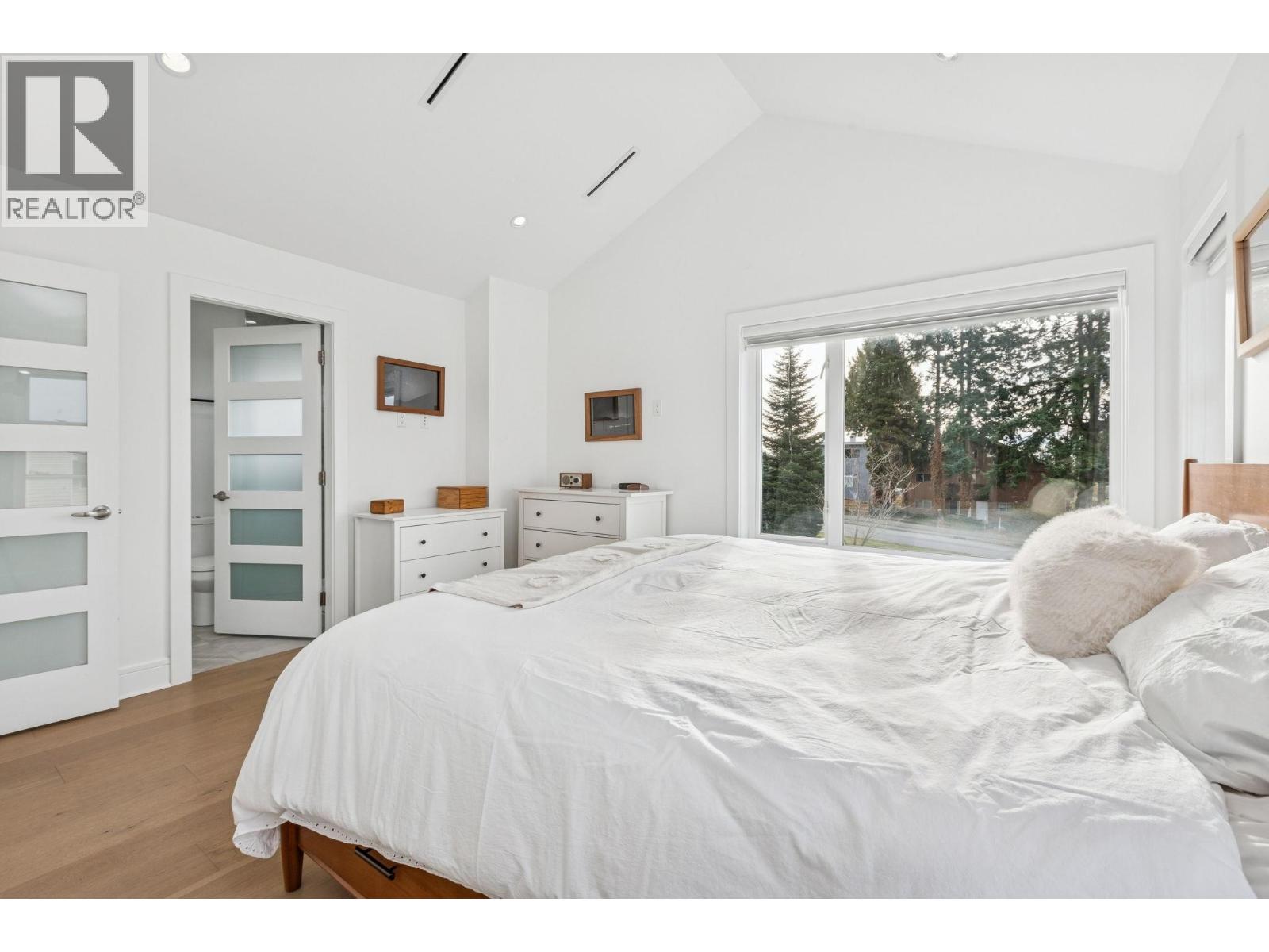 366 W Keith Road, North Vancouver, British Columbia  V7M 1M1 - Photo 23 - R3070205