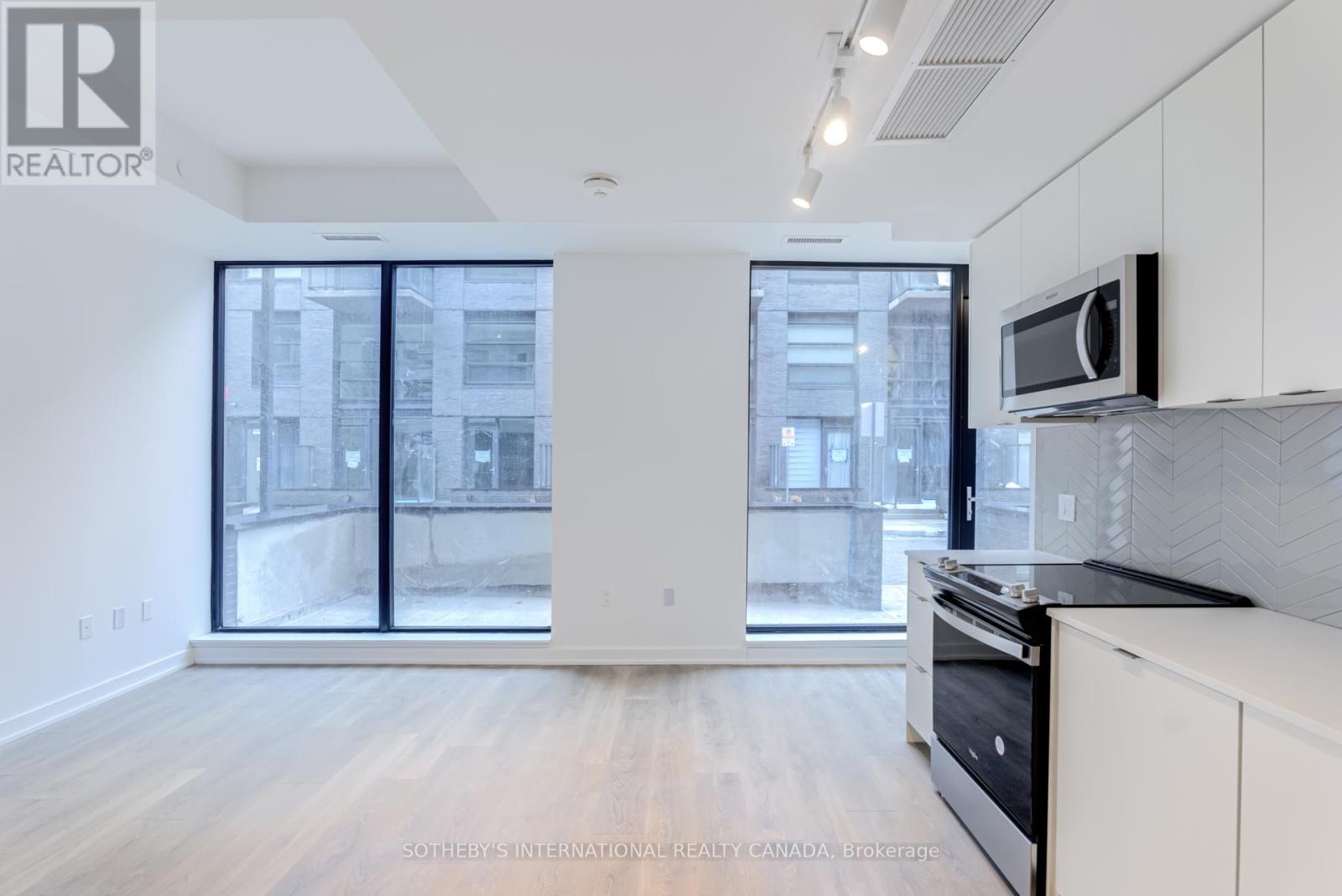 139 C - 1612 CHARLES STREET, Whitby, Ontario