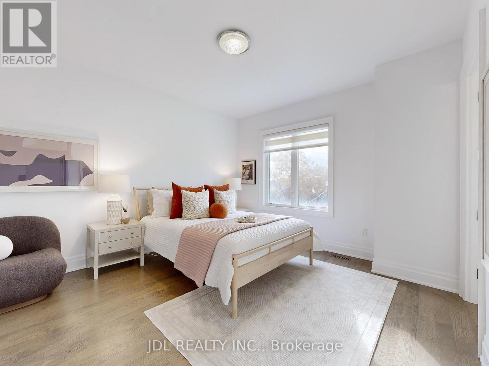 39 Howard Road, Newmarket, Ontario  L3Y 3G6 - Photo 25 - N12574410