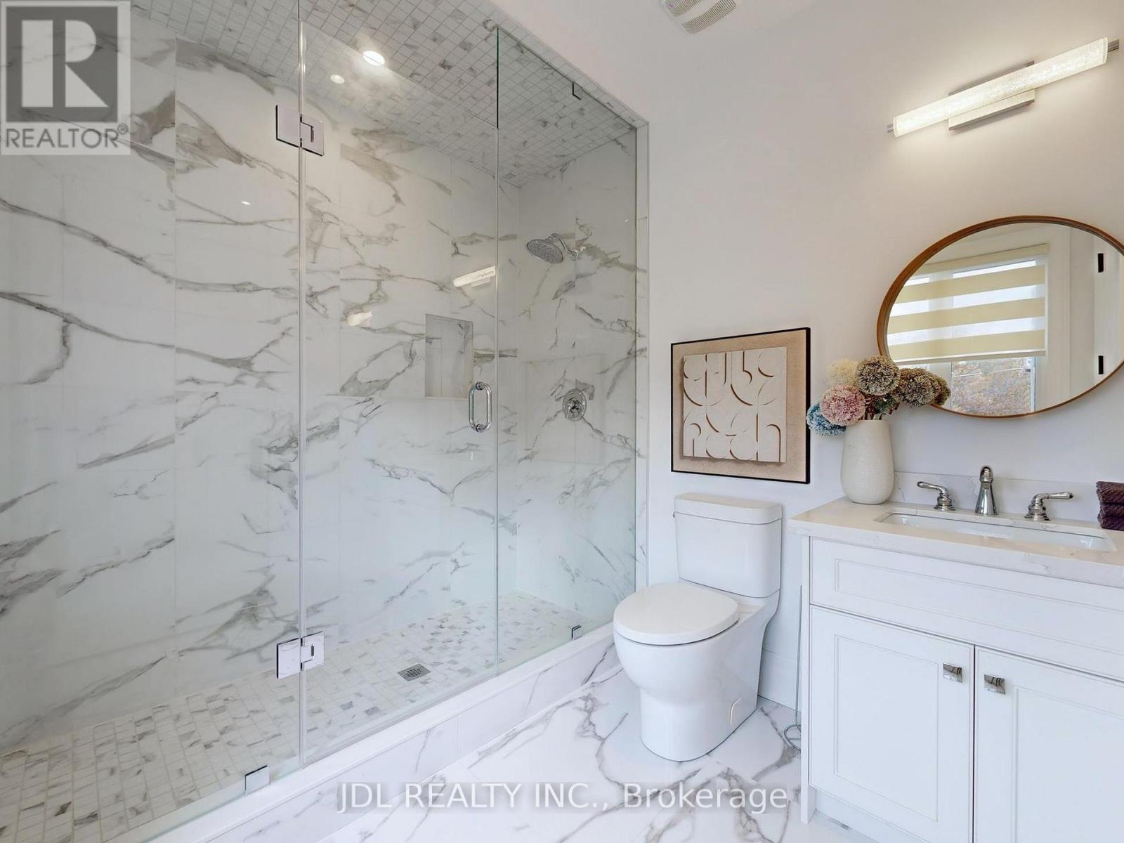 39 Howard Road, Newmarket, Ontario  L3Y 3G6 - Photo 27 - N12574410