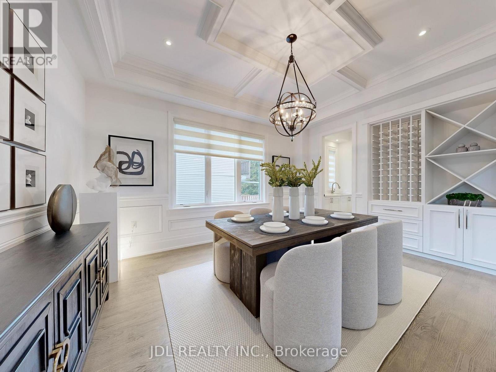 39 Howard Road, Newmarket, Ontario  L3Y 3G6 - Photo 10 - N12574410