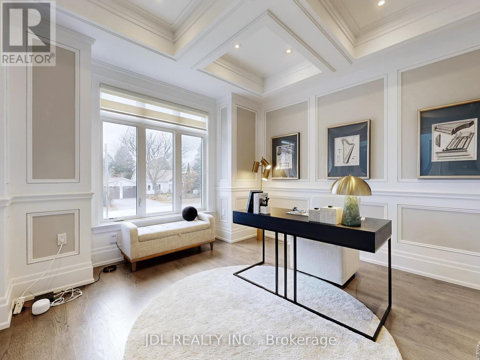 39 Howard Road, Newmarket, Ontario  L3Y 3G6 - Photo 6 - N12574410