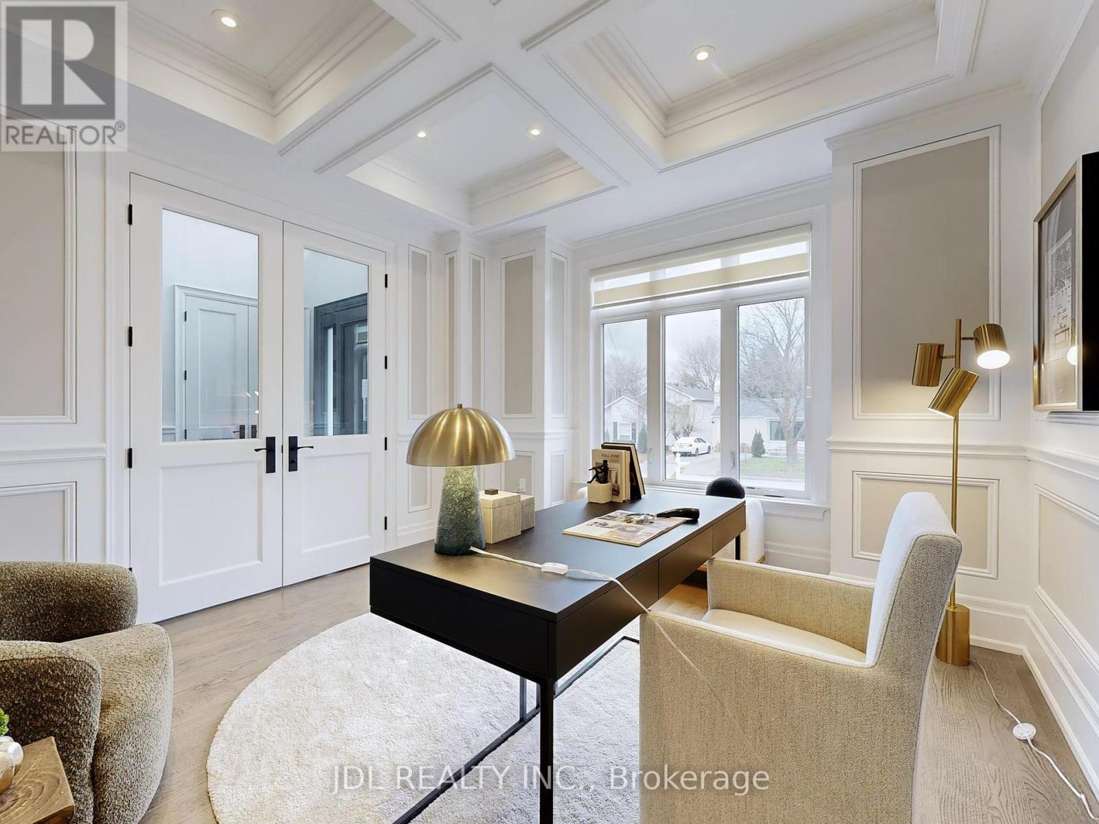 39 Howard Road, Newmarket, Ontario  L3Y 3G6 - Photo 7 - N12574410