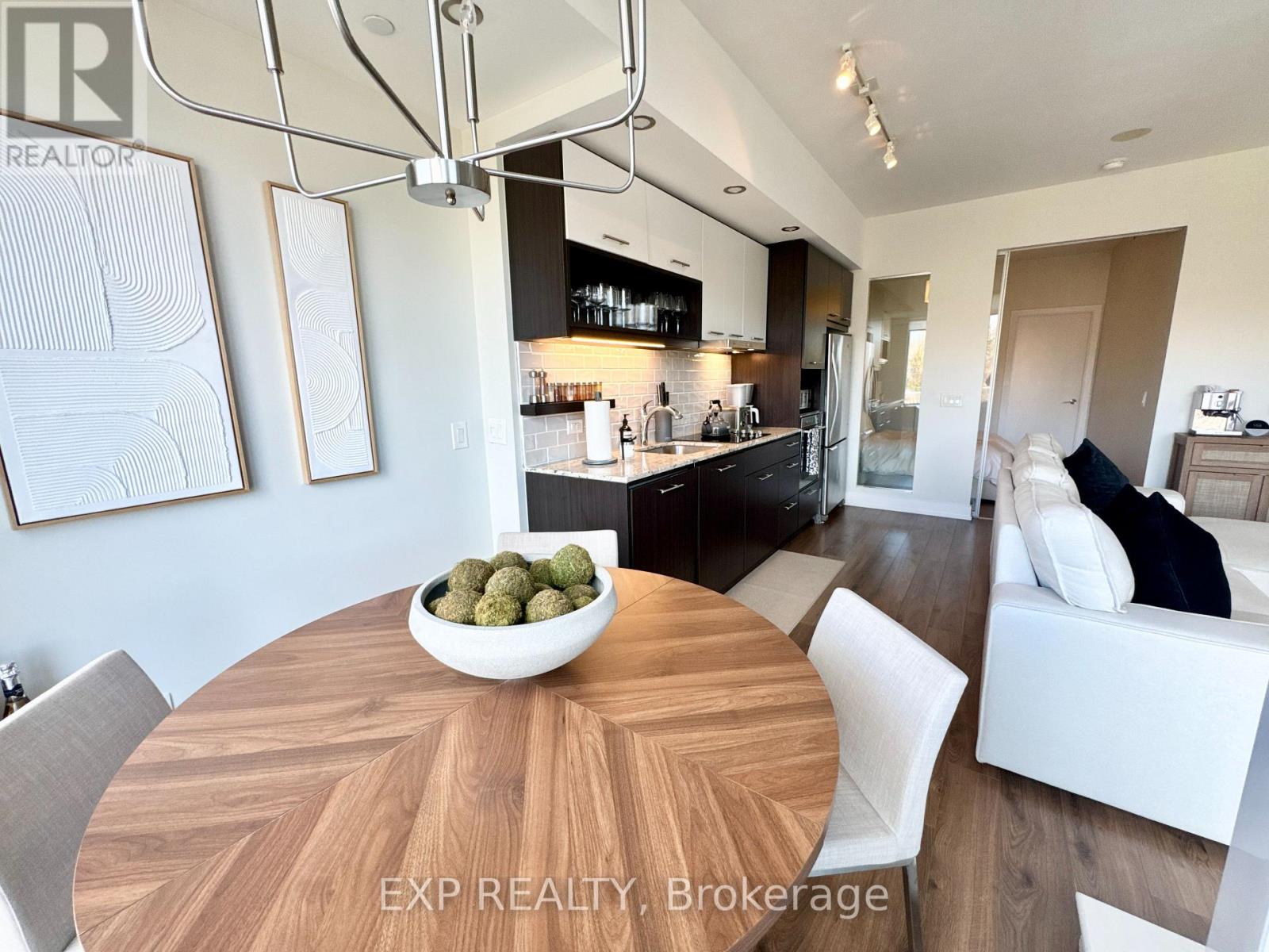 511 - 170 Chiltern Hill Road, Toronto, Ontario  M6C 0A9 - Photo 8 - C12587740