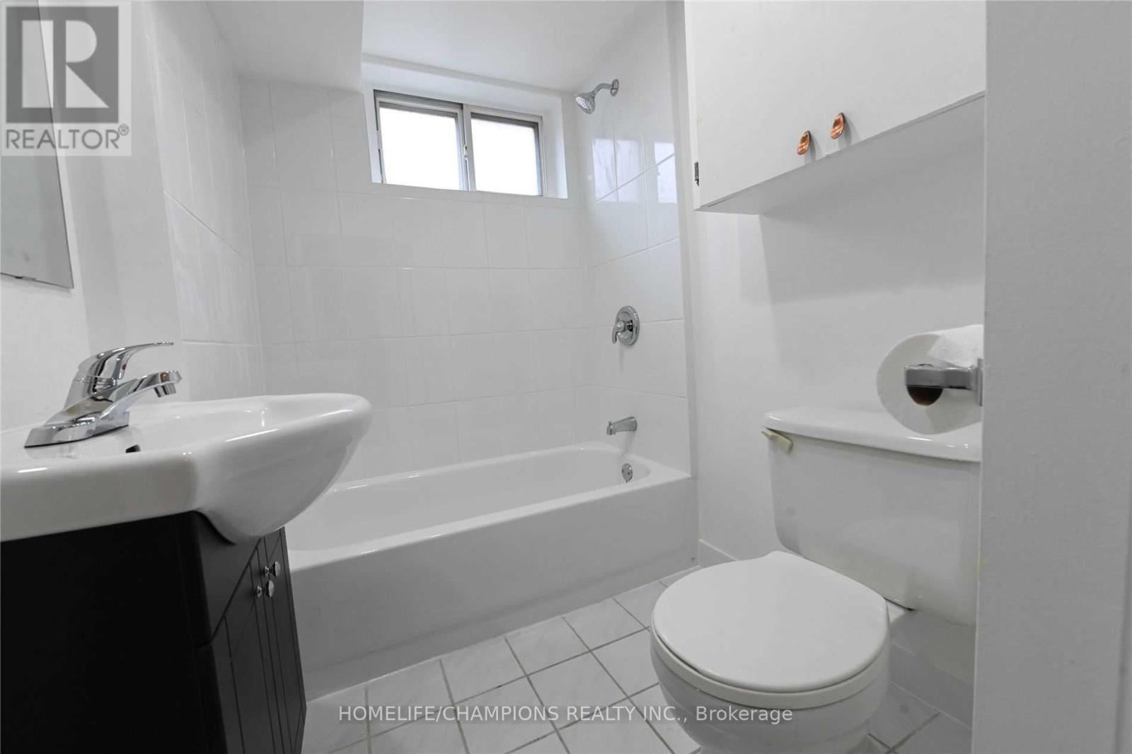 80 Keyworth Trail, Toronto, Ontario  M1S 2V1 - Photo 11 - E12587736